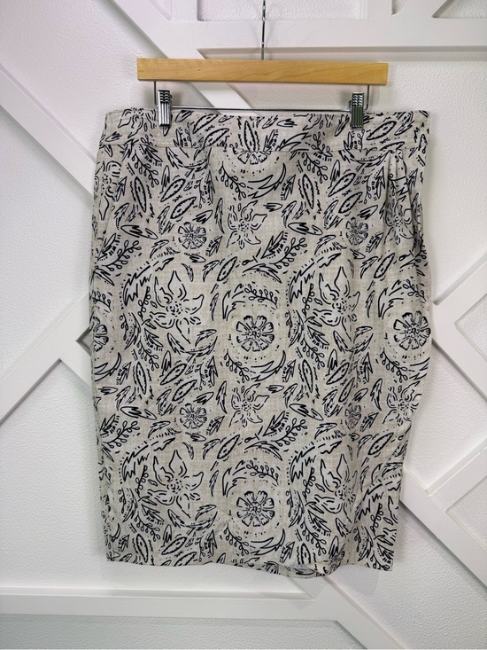 Ripskirt Hawaii Dresses & Skirts - Ripskirt Hawaii Original Wrap Skirt Length 3 In Rustica Tan Floral Size XL